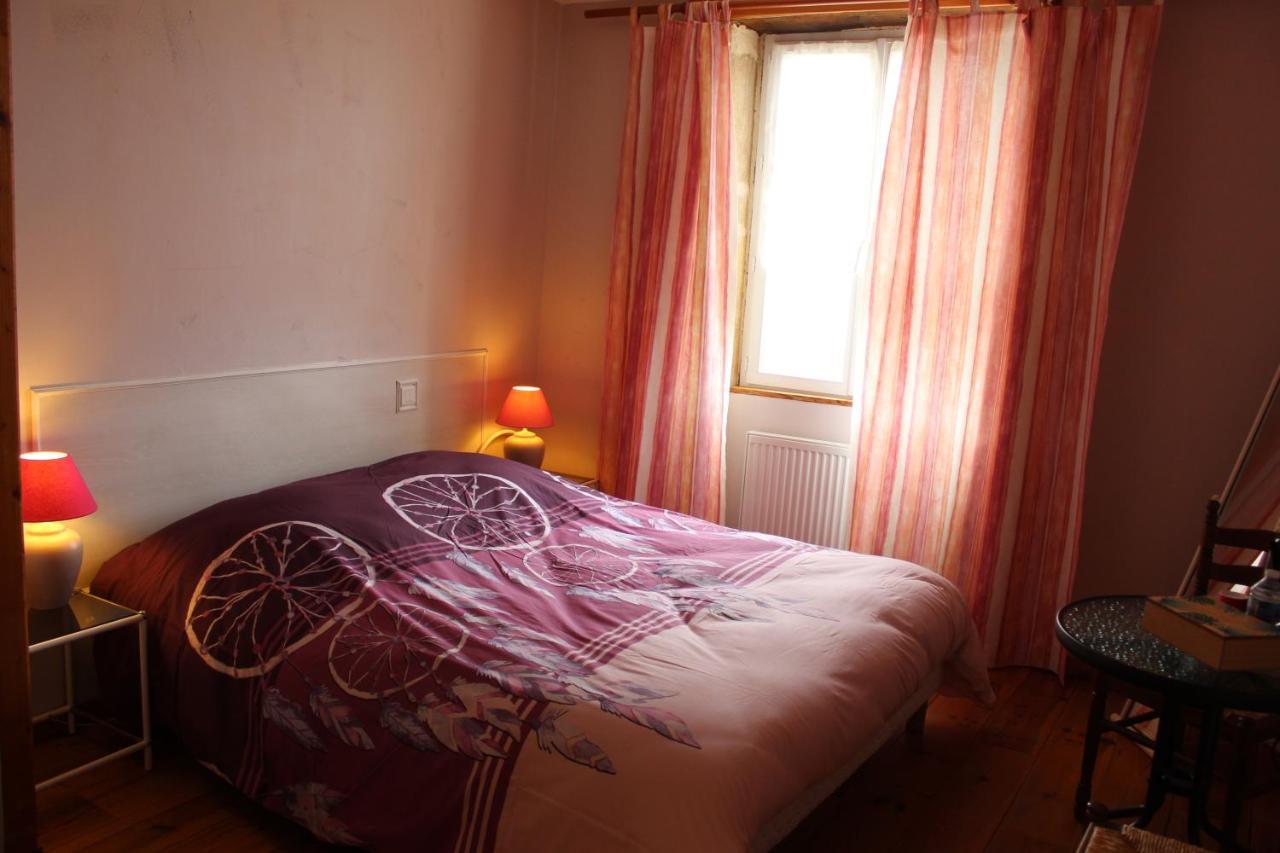Comme Un Coq En Pate Bed & Breakfast Bourg-le-Comte